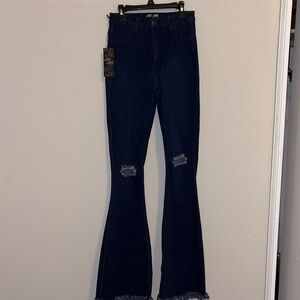 NWT JCJQ Jeans High Waisted Bellbottom Jeans